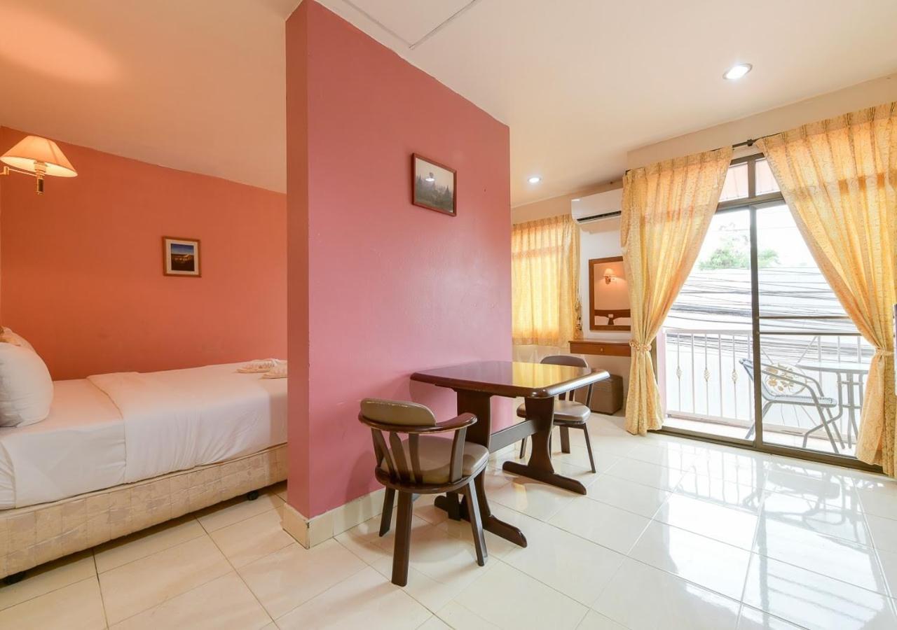 Sun & Beach Pattaya Ngoại thất bức ảnh