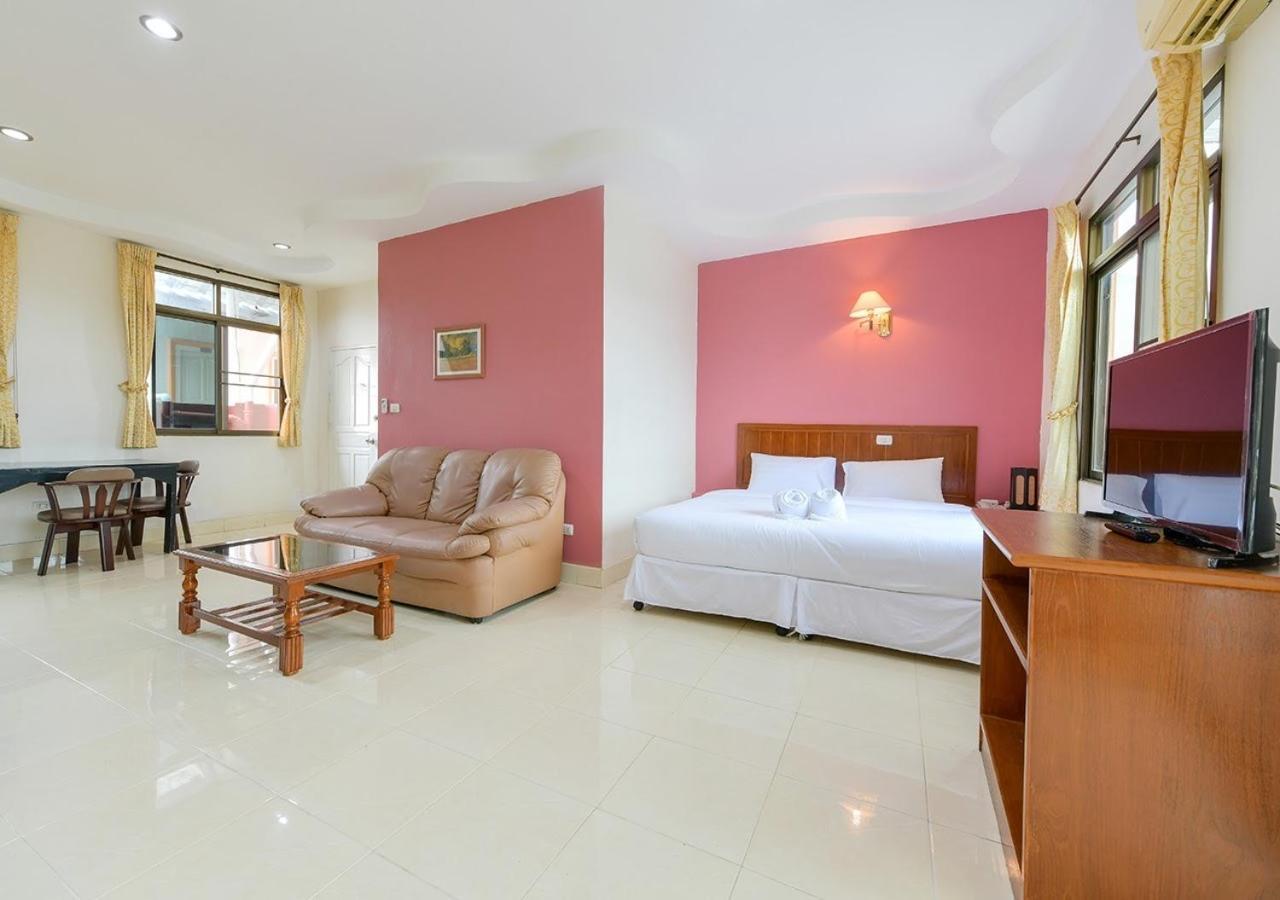 Sun & Beach Pattaya Ngoại thất bức ảnh