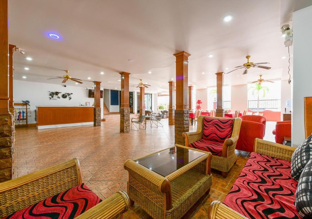 Sun & Beach Pattaya Ngoại thất bức ảnh