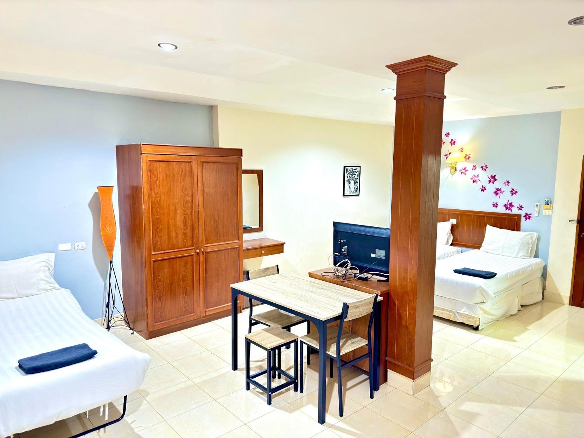 Sun & Beach Pattaya Ngoại thất bức ảnh